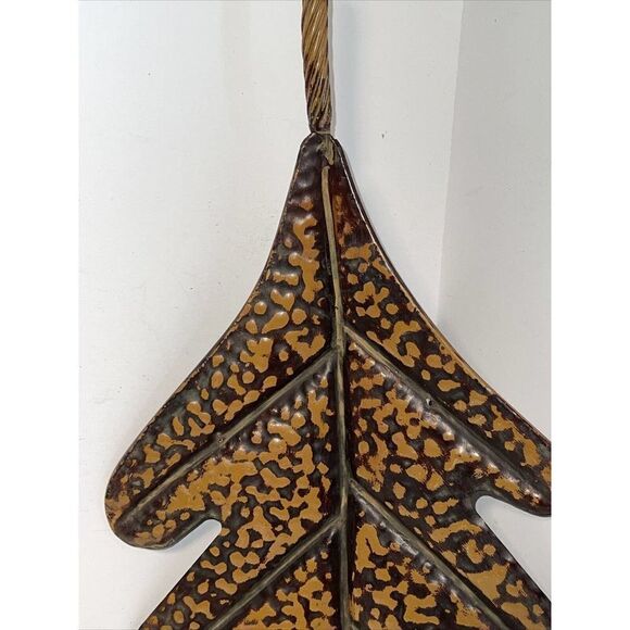 Large Minimal Brown Painted Leaf Wall Hanger - Picture 4 of 12